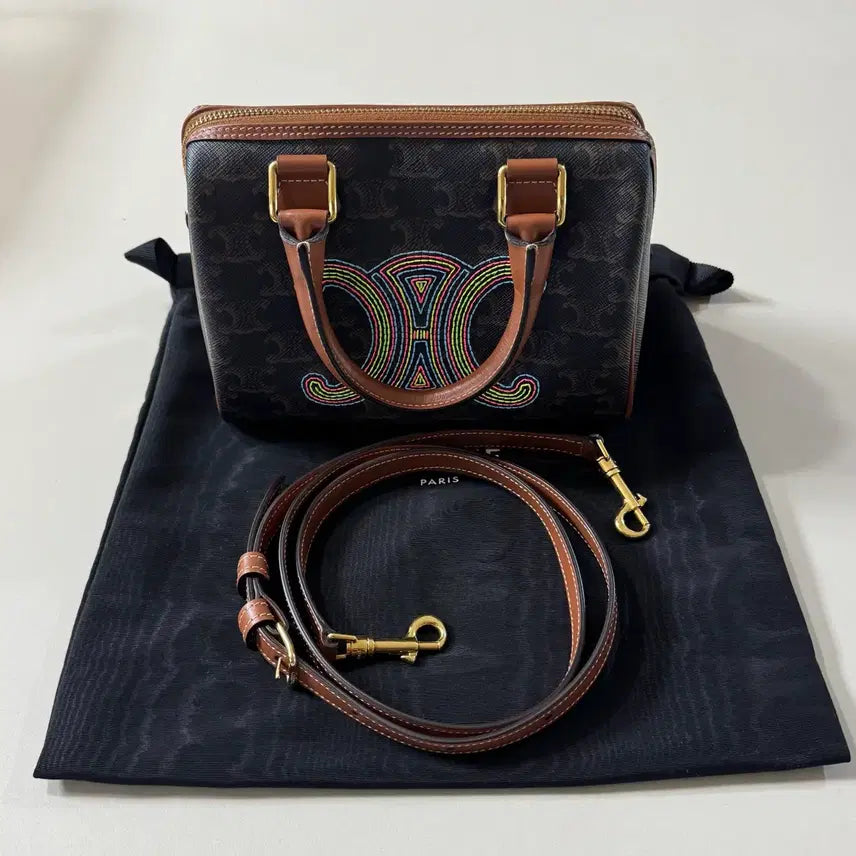 [BUNJANG] Celine Triomphe Mini Boston Bag / [정품/당일출고]셀린느 트리오페 미니 보스턴백 / 크로스백