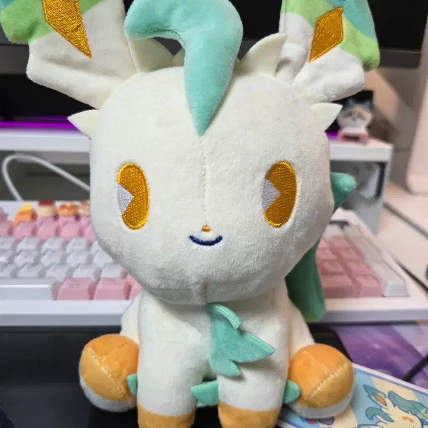 [BUNJANG] Mix Aure Eevee Leafeon Fruits Milk Plush Toy / 믹스오레 이브이 리피아 후르츠밀크 포켓몬스터 인형 포켓몬센터