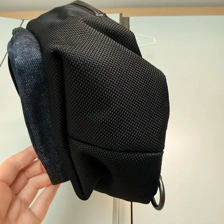 [BUNJANG] Crossbody Sling Bag Denim and Leather Accent / 크로스백 가방 슬링백 데님 소가죽 포인트
