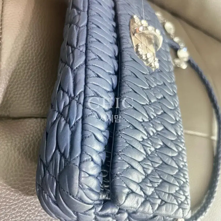 [BUNJANG] Miu Miu Crystal Clutch &amp; Handbag / 미우미우 크리스탈 크러치&amp;핸드백