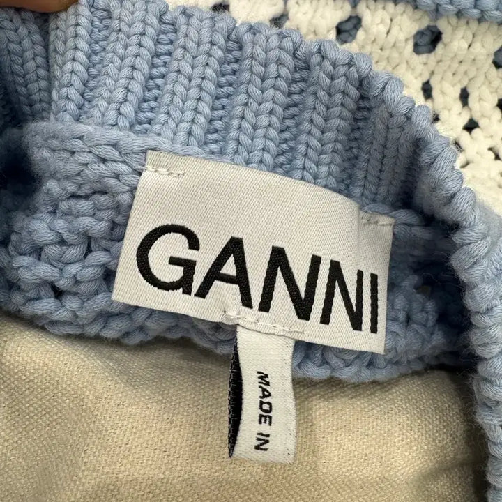 [BUNJANG] Gani Vest (Size M) / 가니 조끼 m 새제품