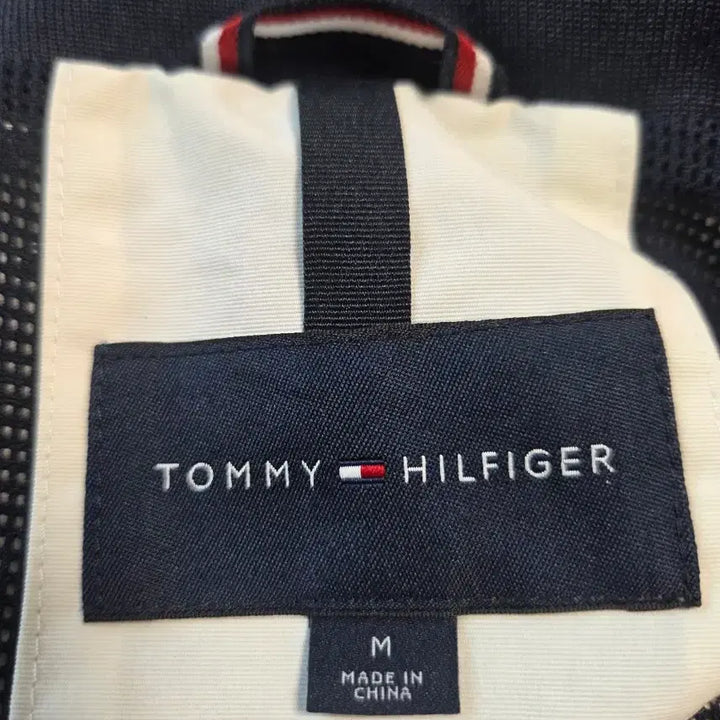[BUNJANG] Tommy Hilfiger Windbreaker Jacket / 타미힐피거 바람막이 m