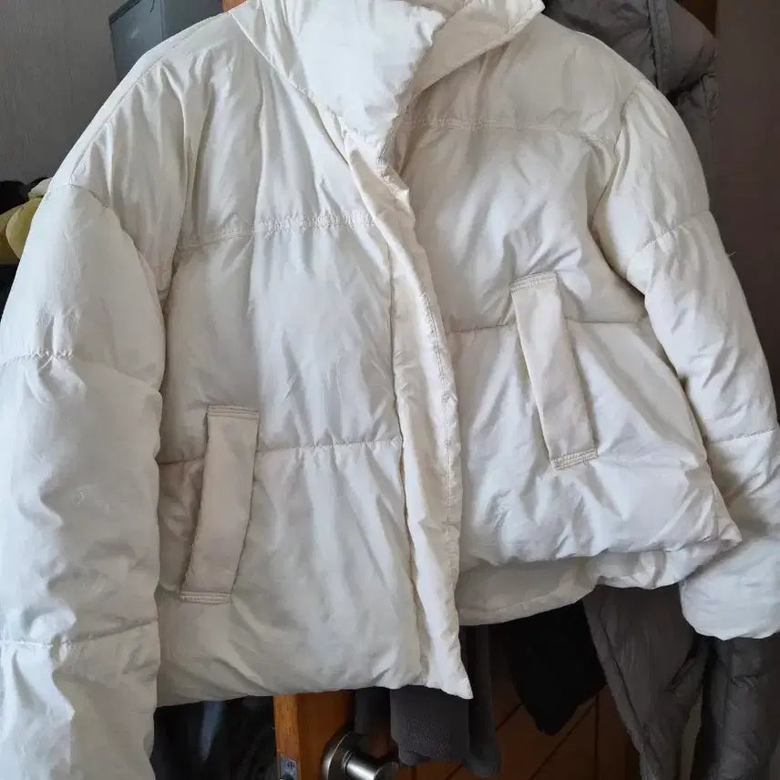 [BUNJANG] ANYOU Ivory Short Padded Jacket / ANYOU 아이보리 숏패딩