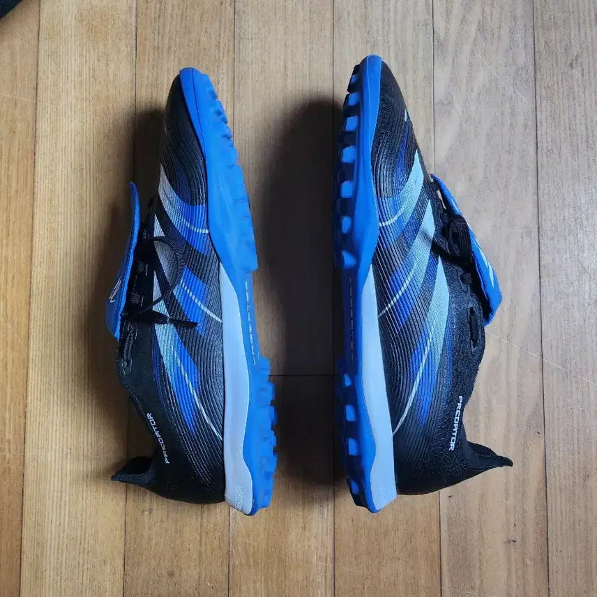 [BUNJANG] Adidas Predator Futsal Shoes Black/Blue 275 / 아디다스 프레데터 풋살화 블랙/블루275