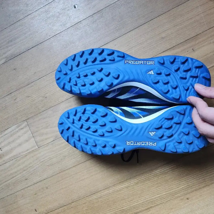 [BUNJANG] Adidas Predator Futsal Shoes Black/Blue 275 / 아디다스 프레데터 풋살화 블랙/블루275