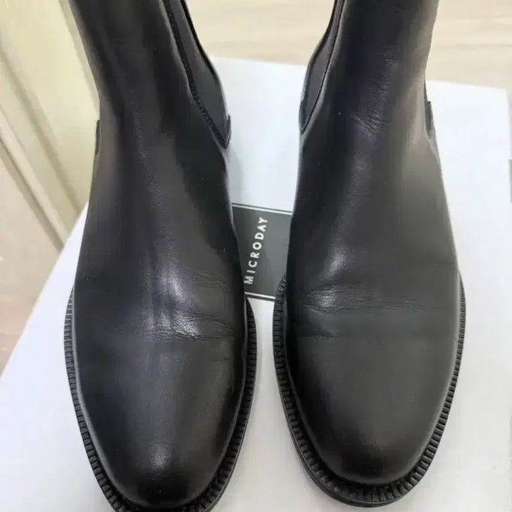 [BUNJANG] Microday Natural Leather Chelsea Boots / 마이크로데이 천연가죽 노브 첼시 부츠 새제품급