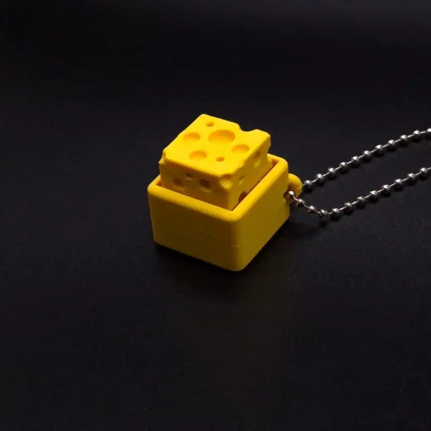 [BUNJANG] Cheese Clicker Keychain / 손맛 좋은 치즈 클리커 클릭커 키링