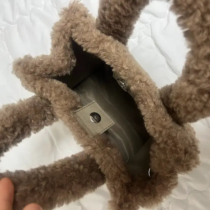 [BUNJANG] GU Brown Sherpa Tote Bag / GU 뽀글이 토트백 브라운