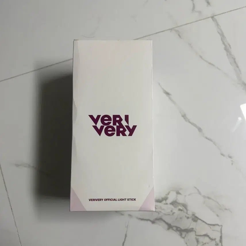[BUNJANG] VERIVERY Light Stick / 베리베리 응원봉 양도 합니다 (팬미팅 포카도 같이 드려요)