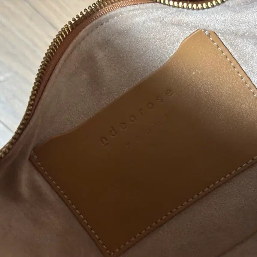 [BUNJANG] NDEAROSE Crescent Bag Beige Brown Shoulder Bag / (미사용)NDEAROSE 앤딜로즈 크레센트백 베이지브라운