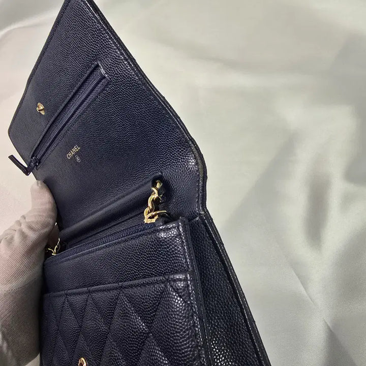 [BUNJANG] Chanel Classic WOC Caviar Navy Gold Chain Bag / 샤넬 클래식 woc 케비어 네이비 금장