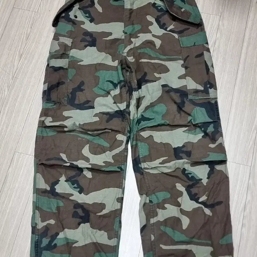 [BUNJANG] US Military Woodland M65 Field Pants (Medium Regular) / 미제 미군 우드랜드 m65 필드 바지(mr)