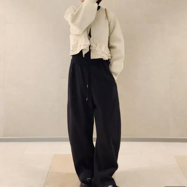 [SOLD OUT] 미착용 우브(uoov)알렉 피그먼트팬츠(블랙)