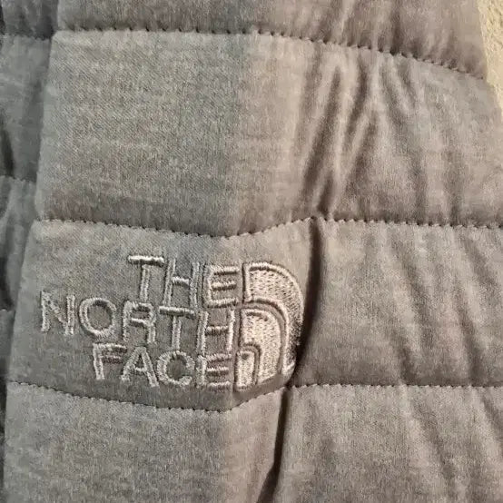 [BUNJANG] The North Face Women's Spring Lightweight Jacket (90) / 정품 노스페이스 여성 봄 경량패딩(90) 거의안입음