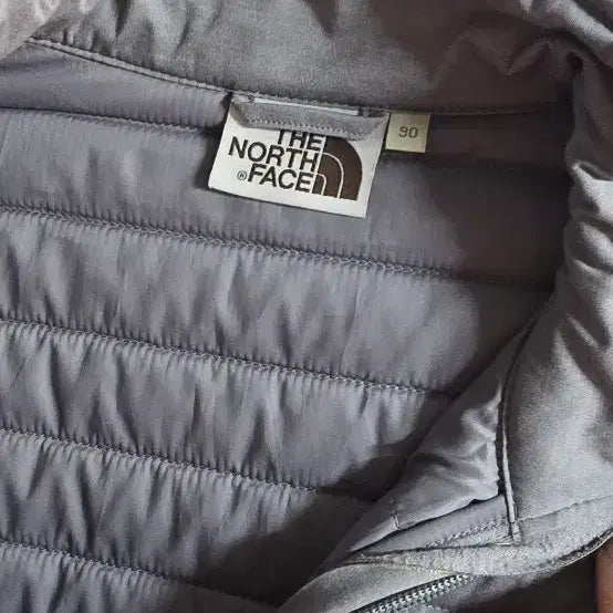 [BUNJANG] The North Face Women's Spring Lightweight Jacket (90) / 정품 노스페이스 여성 봄 경량패딩(90) 거의안입음