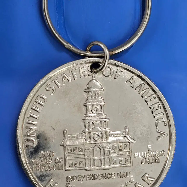 [BUNJANG] American Bicentennial Commemorative Medal Keyring M790 / [대형] 미국 독립 200주년 기념 패러디메달  키링 M790