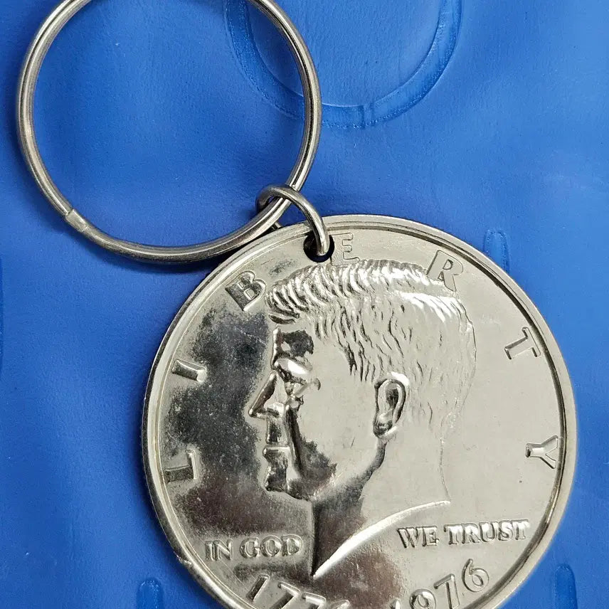 [BUNJANG] American Bicentennial Commemorative Medal Keyring M790 / [대형] 미국 독립 200주년 기념 패러디메달  키링 M790