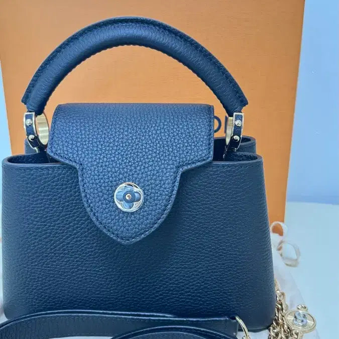 [BUNJANG] Louis Vuitton Capucines Bag / (새상품) / (정품) 신상 루이비통 마이카퓌신 가방 백화점구매