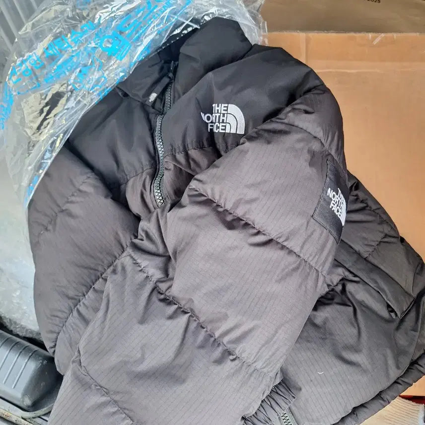 [BUNJANG] The North Face Nuptse White Label Matte Down Jacket / 노스페이스 눕시 화이트라벨 무광 다운 자켓 판매합니다- 사이즈: 100
