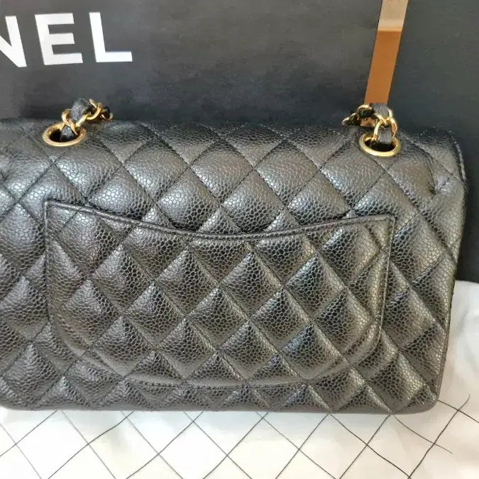 [BUNJANG] Chanel Classic Caviar Small Gold Hardware Handbag / 샤넬 클래식 캐비어 스몰 금장 내장칩 새상품급