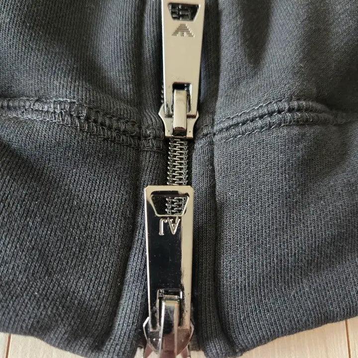 [BUNJANG] Armani Jeans Bomber Jacket (Black L) / 알마니진 봄버 자켓(블랙  L)