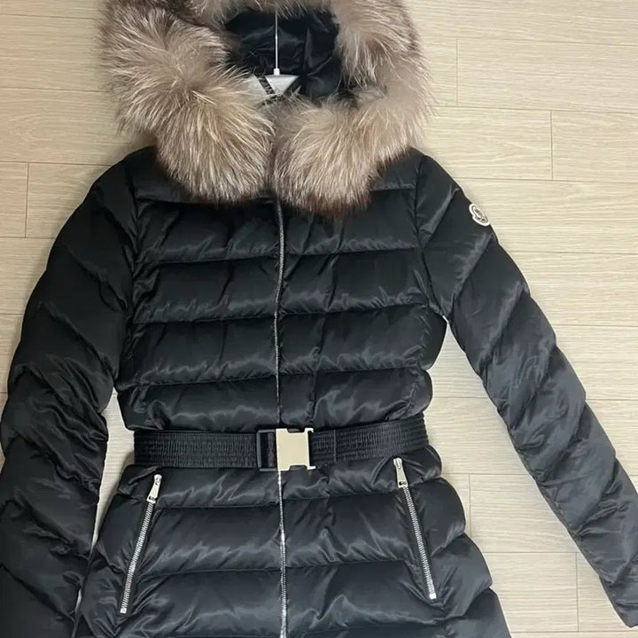 [BUNJANG] Moncler Cupid Women's Padded Jacket / 몽클레어 큐피돈