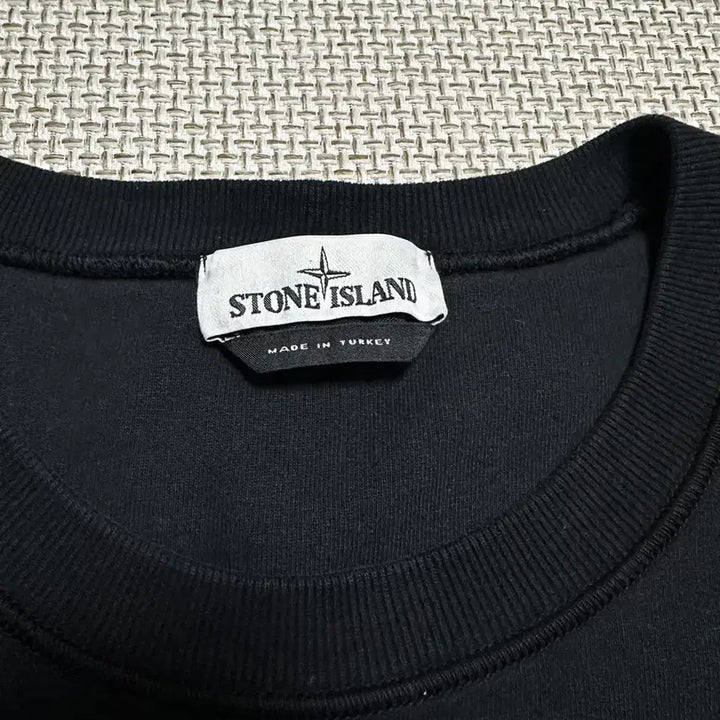 [BUNJANG] Stone Island Black Badge Sweatshirt / [XXL/당일배송] 스톤아일랜드 블랙 와펜 맨투맨