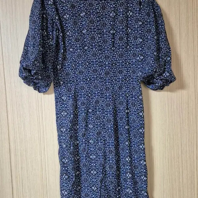 [BUNJANG] Summer Midi Dress with Unique Pattern / 여름 원피스