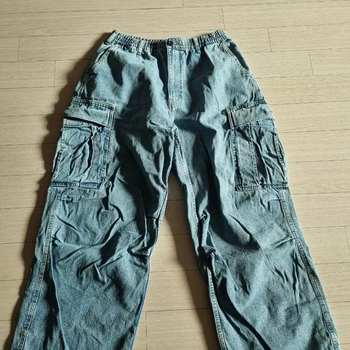[BUNJANG] GU Wide Cargo Denim Pants - M / GU 와이드 카고 데님 팬츠 M