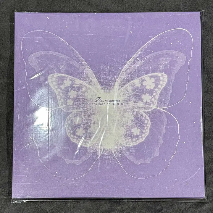 [BUNJANG] Girls Generation Taeyeon Panorama LP (Sealed) / 태연 10주년 Panorama 베스트앨범 LP 미개봉