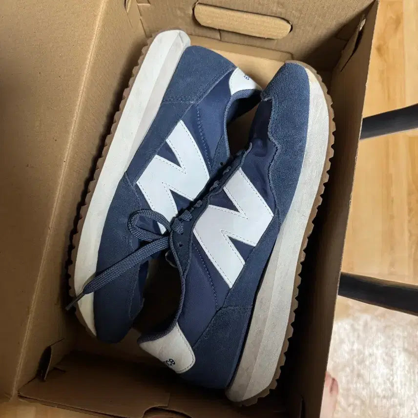 [BUNJANG] New Balance 237 Sneakers / 뉴발237 265