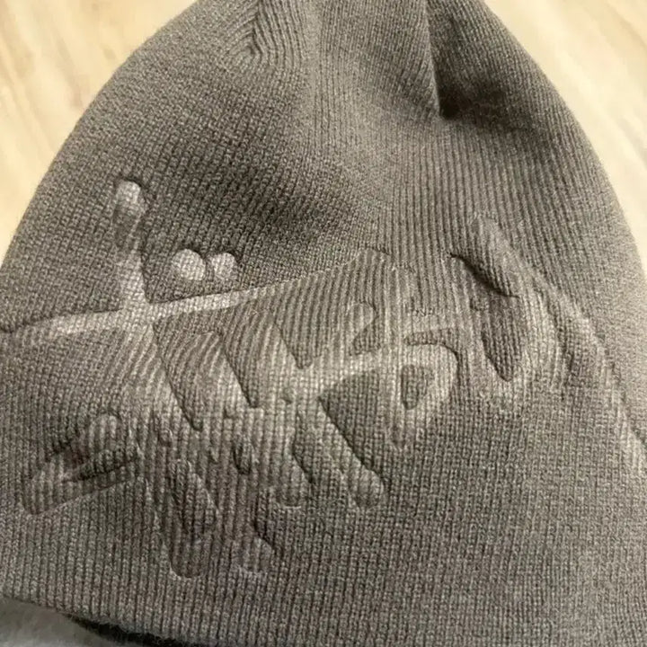[BUNJANG] Stüssy Debossed Stock Logo Beanie / 스투시 디보스드 스탁 로고 비니