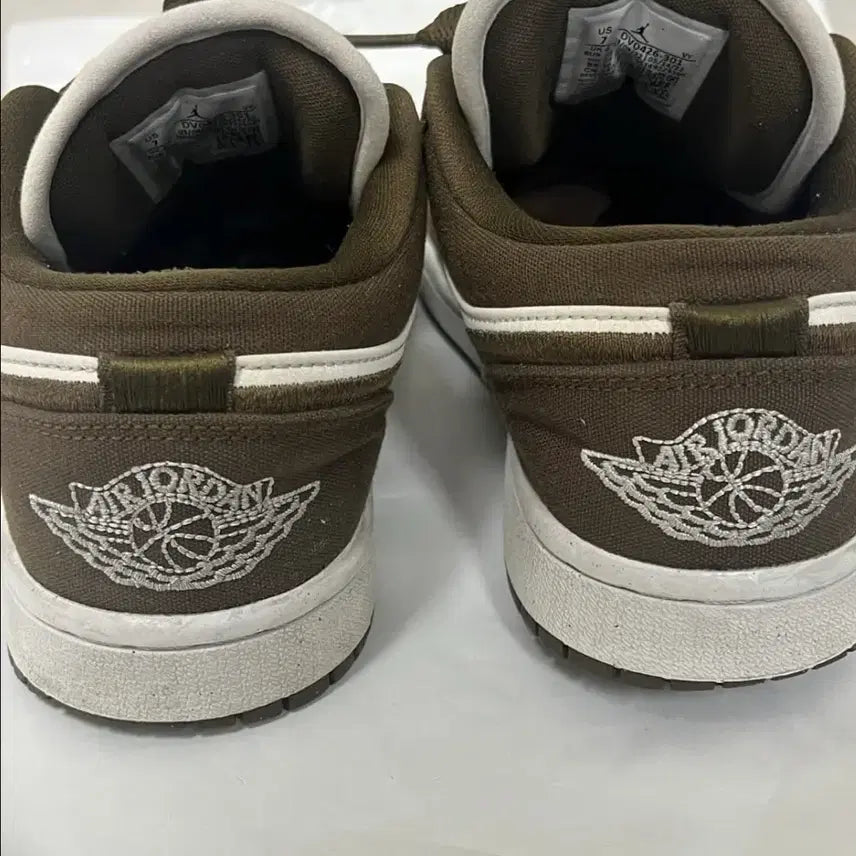 [BUNJANG] Nike Jordan 1 Low SE Light Olive Sneakers / 나이키 조던1 로우 se 라이트 올리브