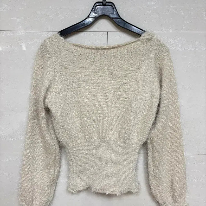 [BUNJANG] EnGenius Look Ivory Angora Knit / (새상품) 에겐녀룩 아이보리 앙고라 니트