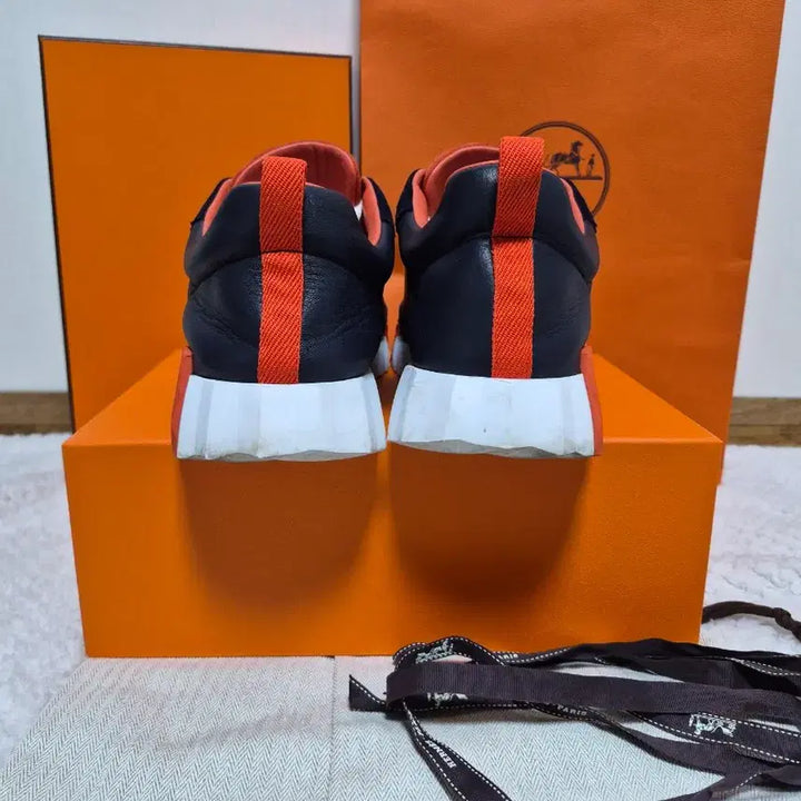 [BUNJANG] Hermes 42 Bouncing Sneakers / [정품/풀구성] 42 에르메스 바운싱 스니커즈 블랙/오렌지