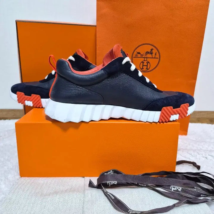 [BUNJANG] Hermes 42 Bouncing Sneakers / [정품/풀구성] 42 에르메스 바운싱 스니커즈 블랙/오렌지