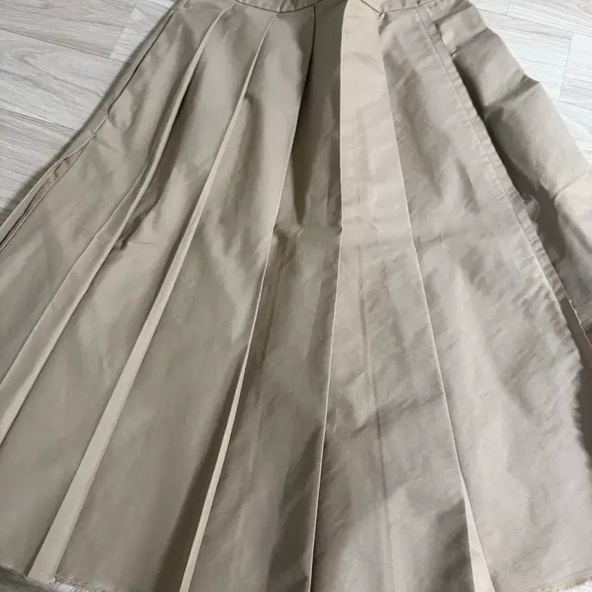 [BUNJANG] COS A-Line Pleated Skirt / 코스 에이라인 플리티드스커트