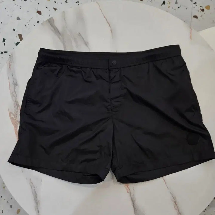 [BUNJANG] Moncler Black Logo Swim Shorts / [정품/24FW/새상품급/XXL] 몽클레어 블랙와펜 반바지 스윔쇼츠