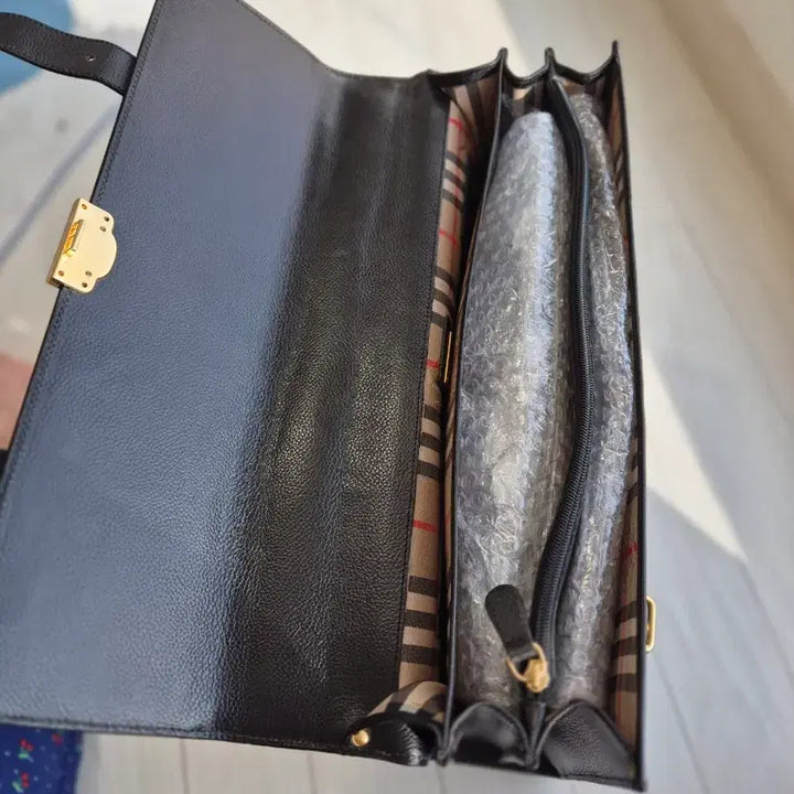 [BUNJANG] Burberry Vintage Leather Briefcase / 버버리 정품  브리프케이스 판매합니다