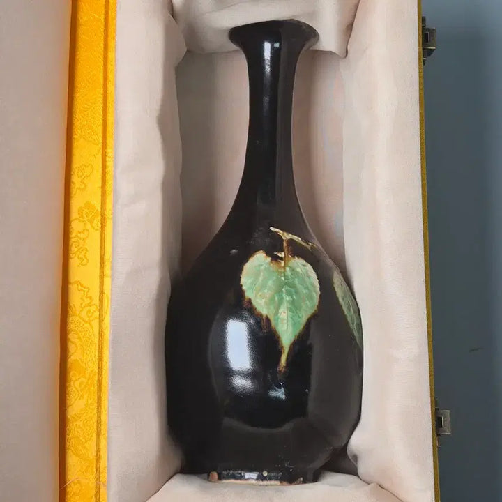 [BUNJANG] NamSong Giju Yo Black Glaze Leaf Pattern Vase / 남송 길주요 흑유 목엽문 장경병