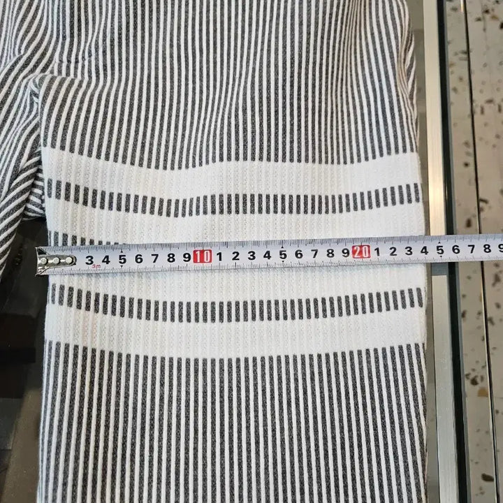 [BUNJANG] Thom Browne Seersucker Striped Pants / [정품/새상품급/4사이즈/신형] 톰브라운 시어서커 스트라이프 팬츠 바지