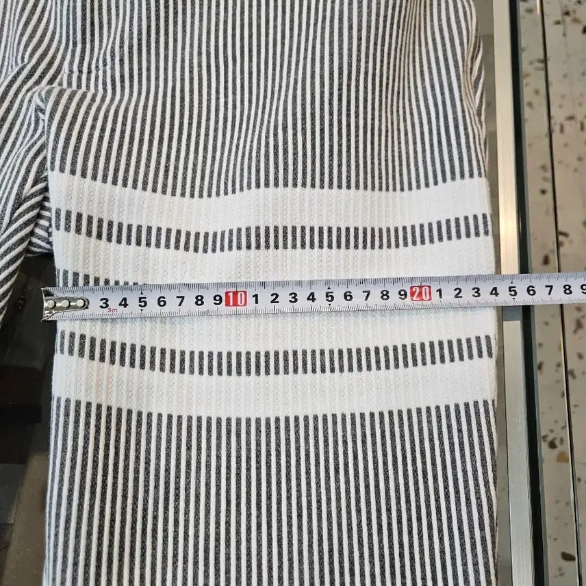 [BUNJANG] Thom Browne Seersucker Striped Pants / [정품/새상품급/4사이즈/신형] 톰브라운 시어서커 스트라이프 팬츠 바지