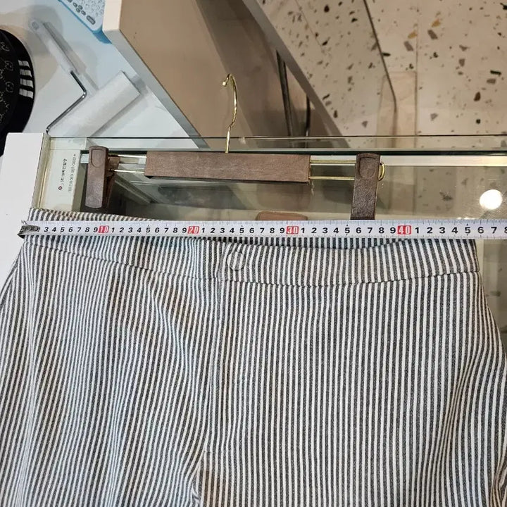 [BUNJANG] Thom Browne Seersucker Striped Pants / [정품/새상품급/4사이즈/신형] 톰브라운 시어서커 스트라이프 팬츠 바지