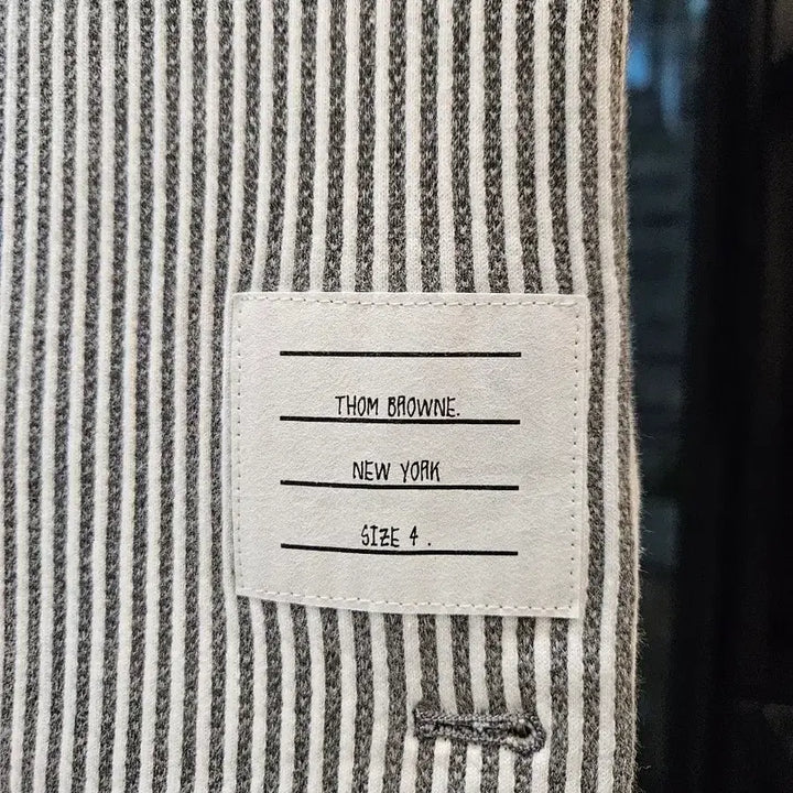 [BUNJANG] Thom Browne Seersucker Striped Pants / [정품/새상품급/4사이즈/신형] 톰브라운 시어서커 스트라이프 팬츠 바지