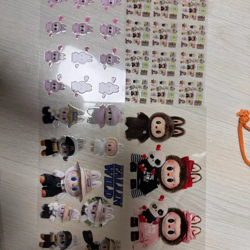 [BUNJANG] Labubu Crybaby Waterproof Sticker Bundle Set / 라부부 크라이베이비 방수스티커 일괄