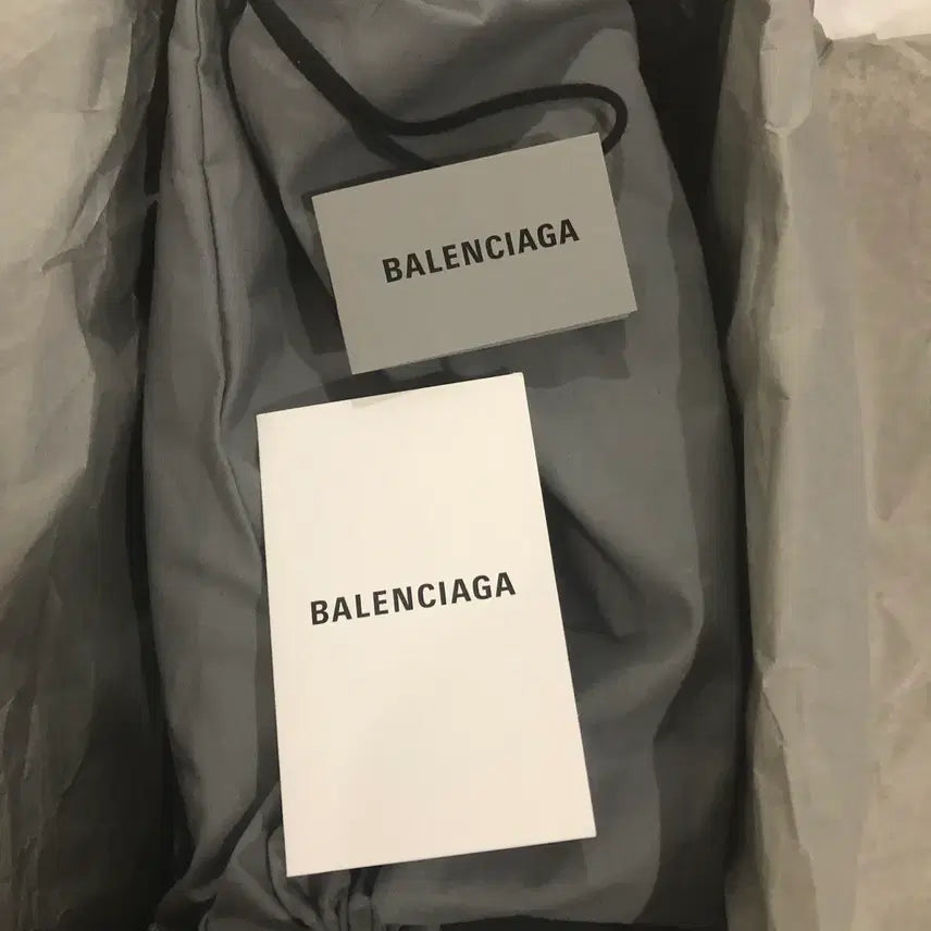 [BUNJANG] Balenciaga Hyperflat Derby Black / [41] 발렌시아가 하이퍼플랫 더비 블랙