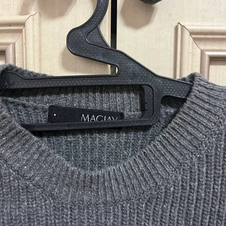 [BUNJANG] MagJae Gray Knit Long Sleeve Top / 회색 니트 긴팔 티셔츠 매그제이
