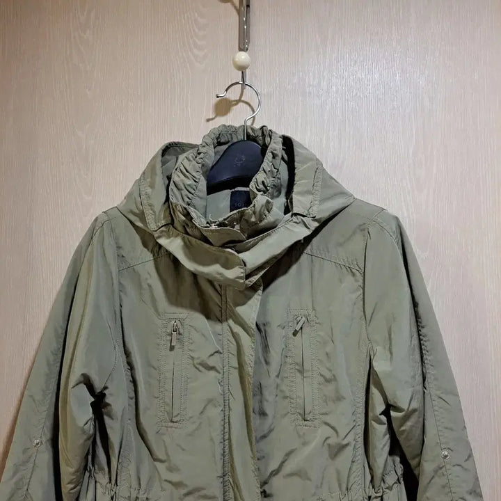 [BUNJANG] Joinus Khaki Hooded Field Jacket (Size 66) / 조이너스 카키색 후드 야상 점퍼사이즈66