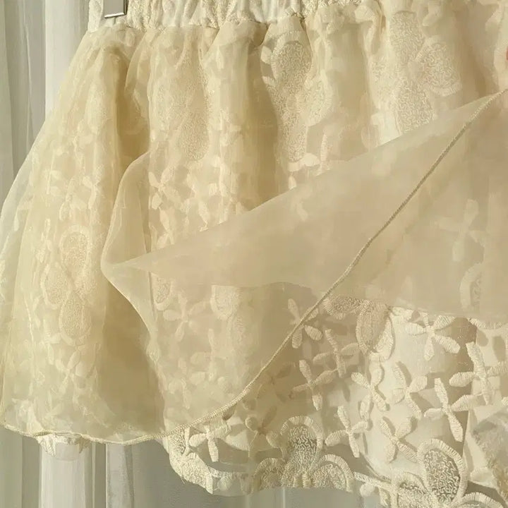 [SOLD OUT] 아이보리 크림 크로셰 크로쉐 꽃 플라워 레이스 시스루 미니 스커트