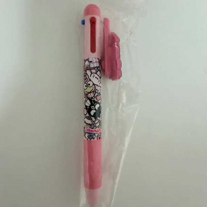 [BUNJANG] Sanrio Characters 3-Color Ballpoint Pen + Mechanical Pencil / 산리오 캐릭터 와글 와글 3색 볼펜 + 샤프 새상품